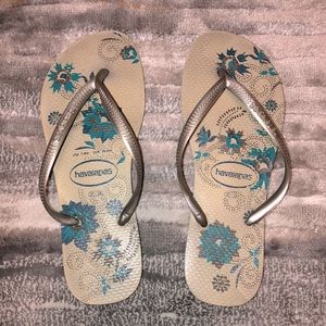 Women’s silver Havaianas flip flop sandals